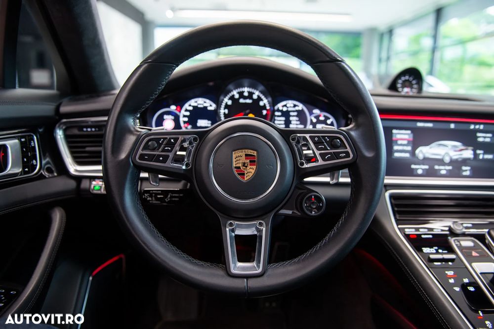 Porsche Panamera Turbo - 15