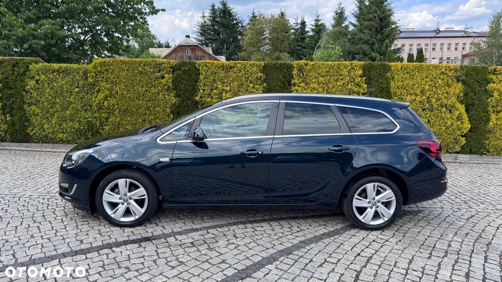 Opel Astra 1.6 Cosmo - 9