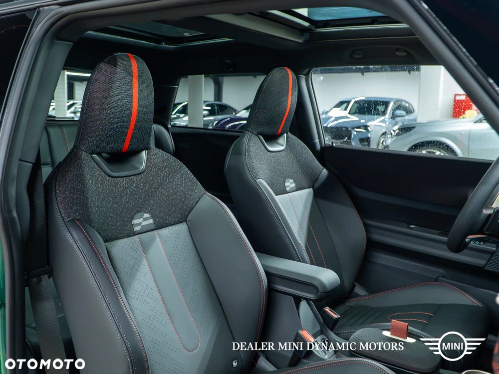 MINI John Cooper Works Standard - 19