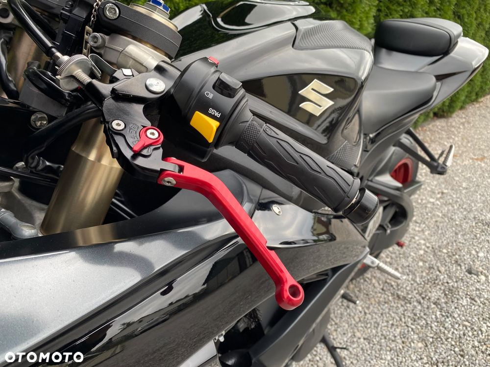 Suzuki GSX-R - 23