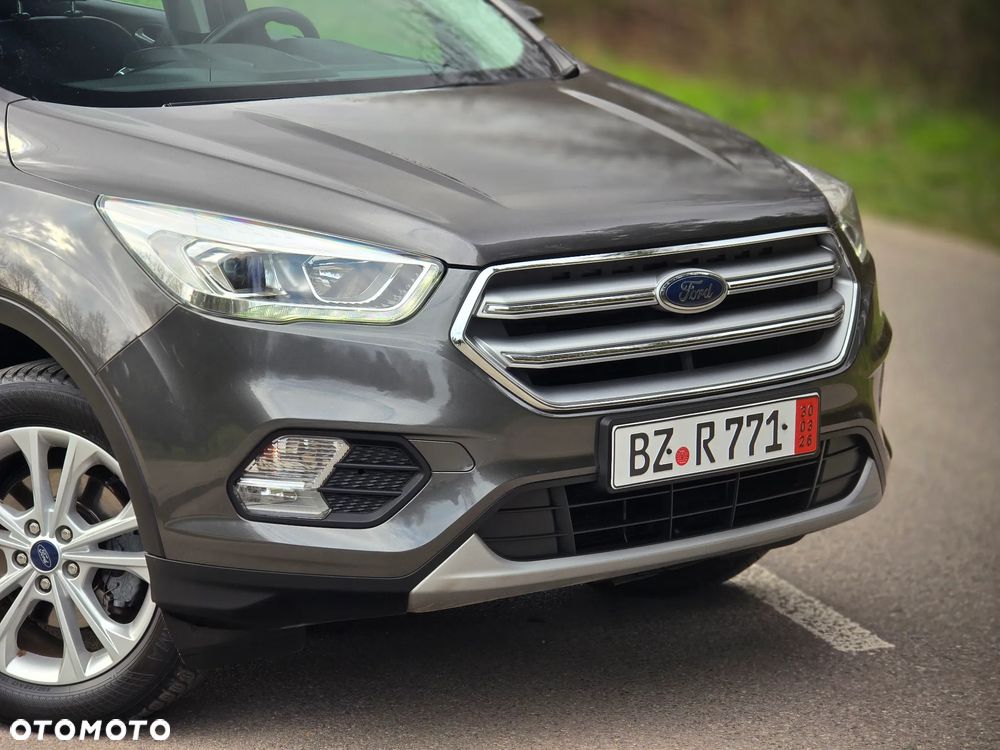 Ford Kuga 1.5 EcoBoost 2x4 Titanium - 33