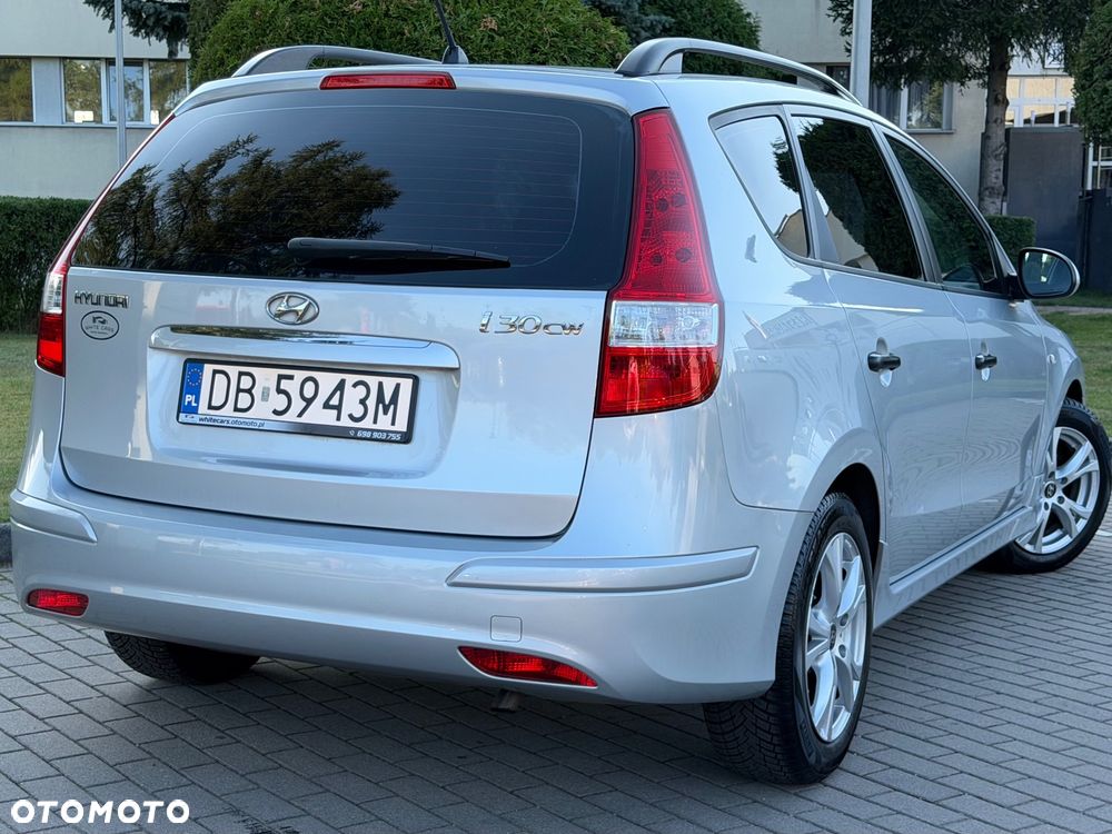 Hyundai i30 1.4 FIFA WM Edition - 4