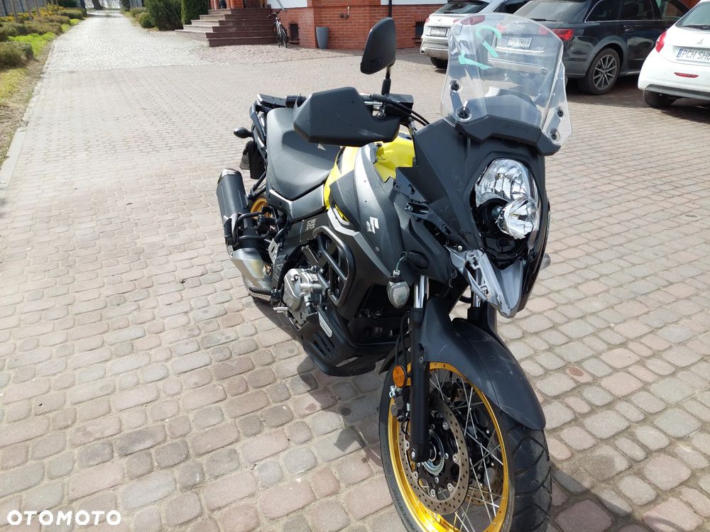 Suzuki V-STROM - 11