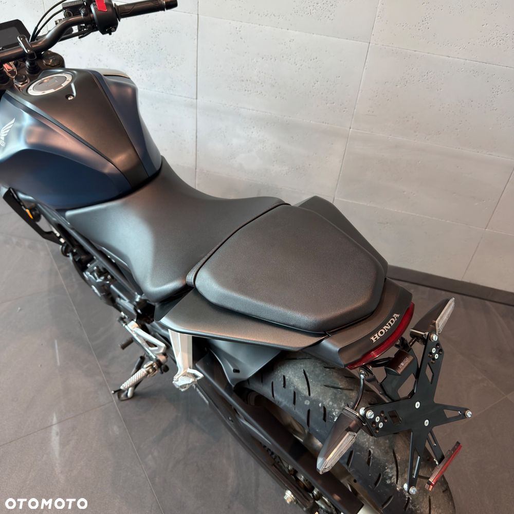 Honda CB - 13