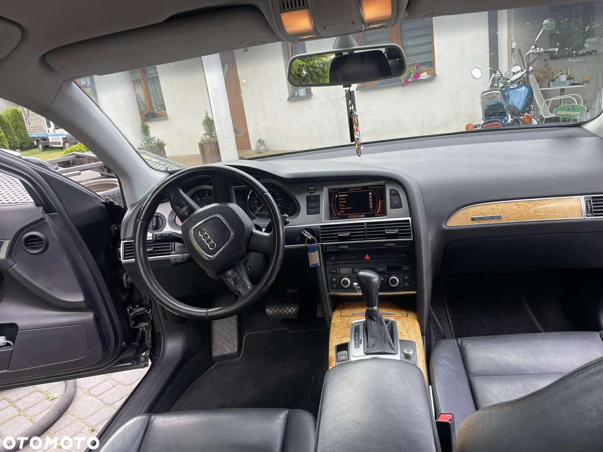 Audi A6 - 8