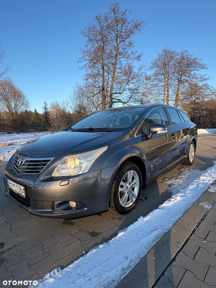 Toyota Avensis 1.8 Sol - 1