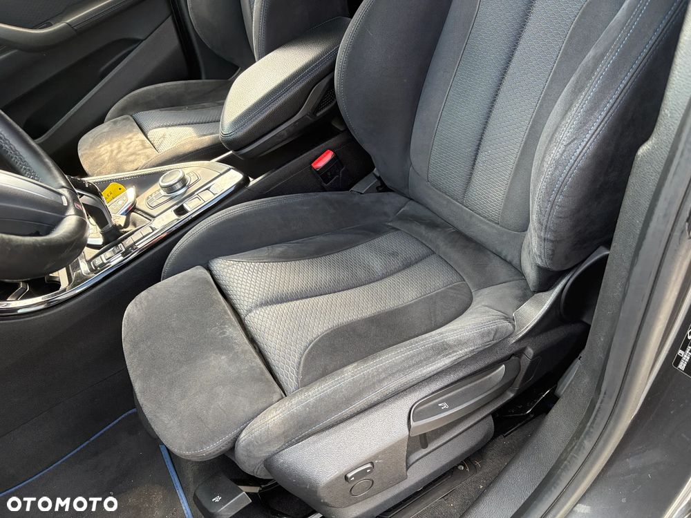 BMW X2 sDrive18d M Sport - 26