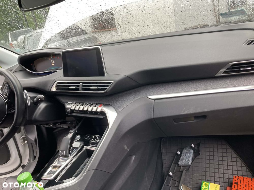Peugeot 5008 1.6 THP Crossway S&S EAT6 - 12