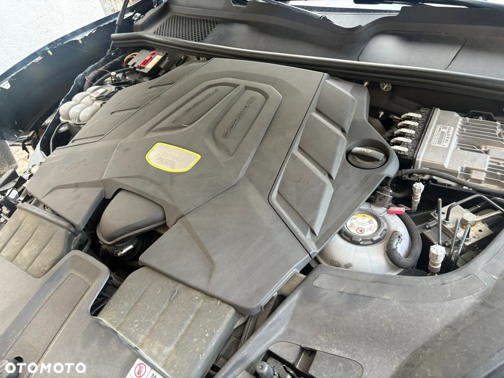 Porsche Cayenne - 13