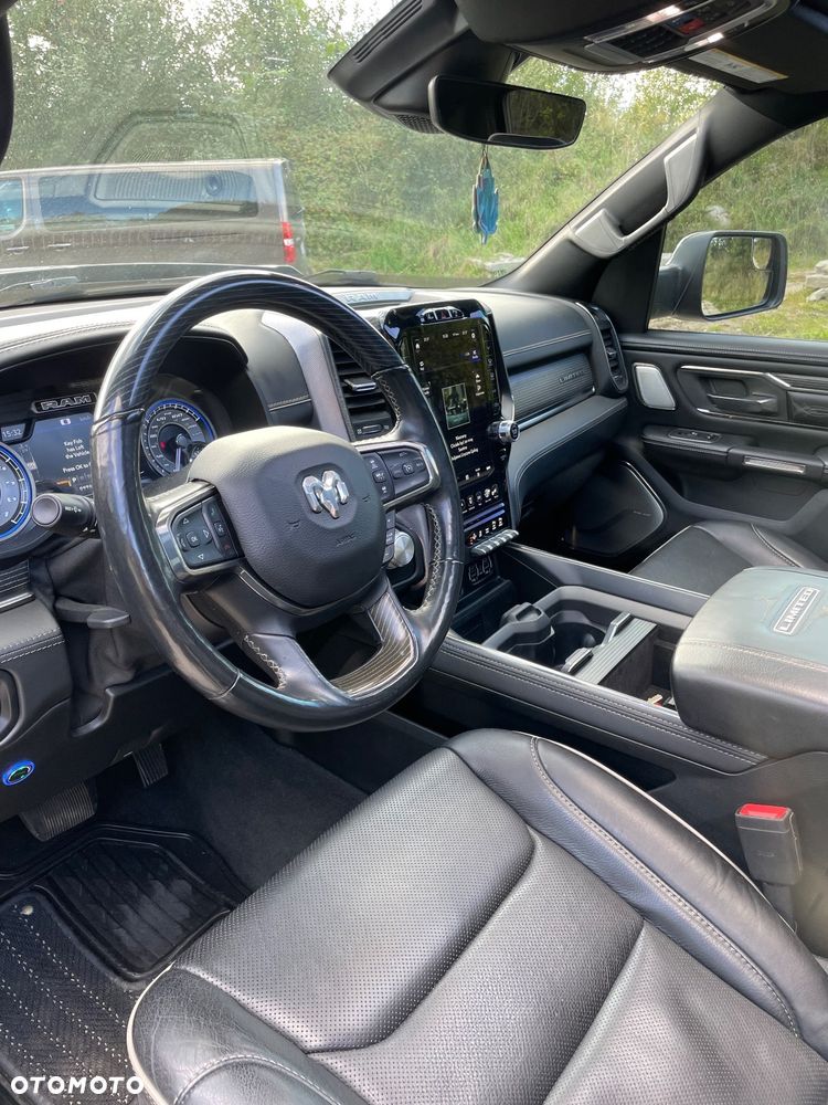 RAM 1500 5.7 Crew Cab Limited - 8