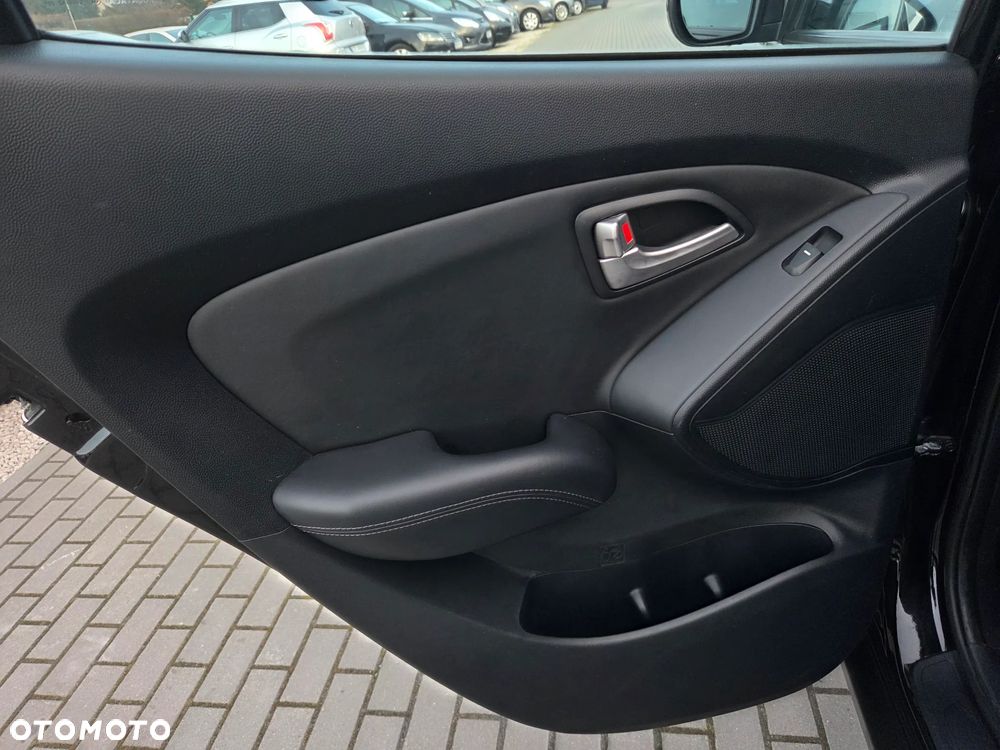 Hyundai ix35 1.6 2WD Style - 19