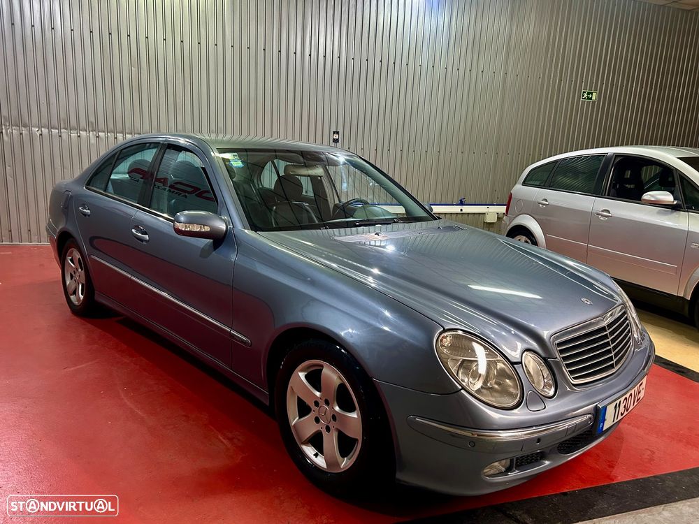 Mercedes-Benz E 220 CDi Avantgarde Aut. - 3