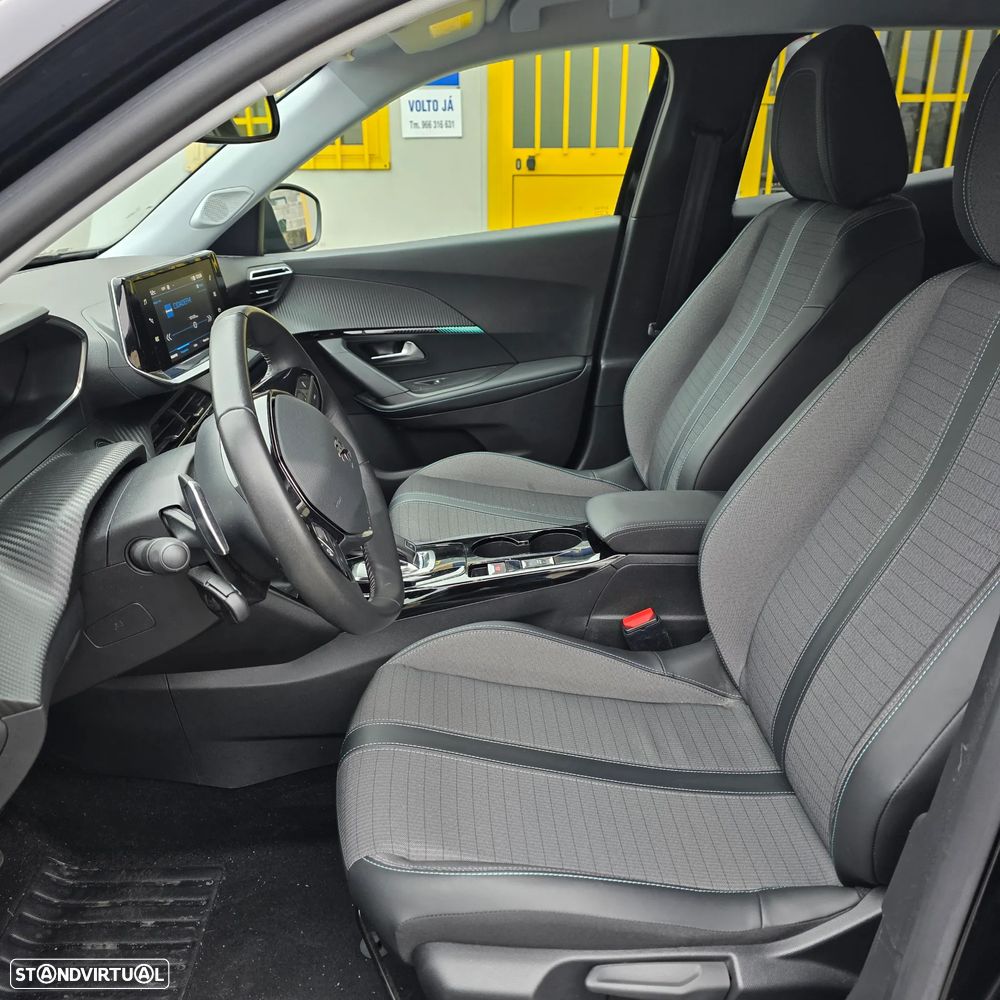 Peugeot 2008 PureTech 130 EAT8 Allure Pack - 7