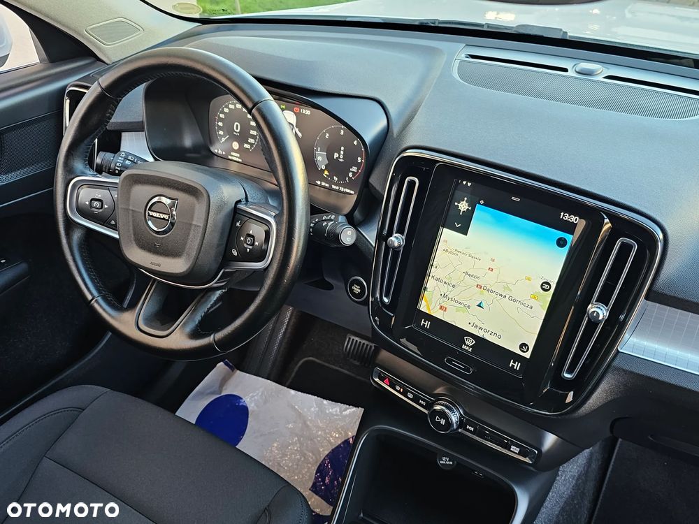 Volvo XC 40 D3 SCR Momentum - 31