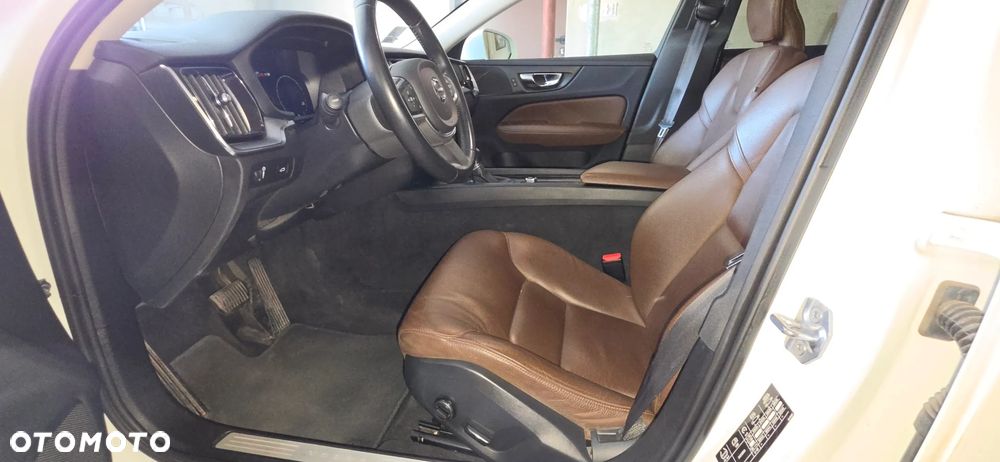Volvo V60 T5 Geartronic Momentum - 13