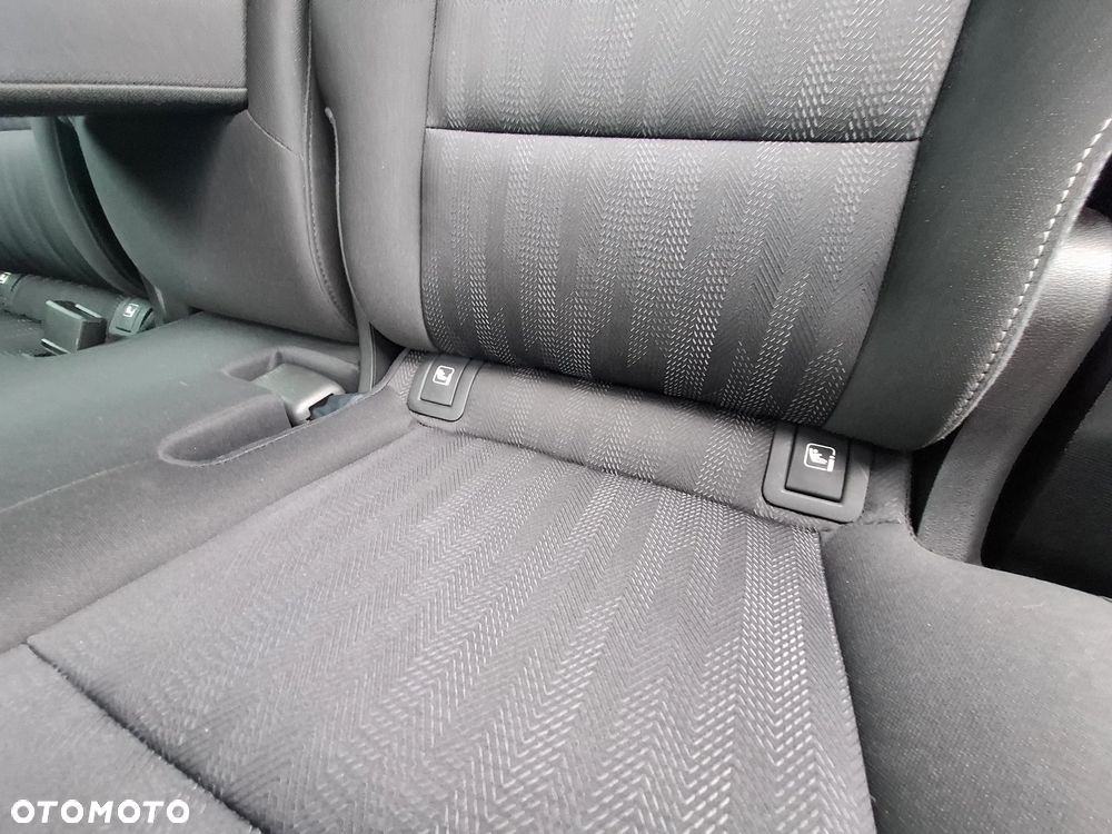 Kia Sportage - 16