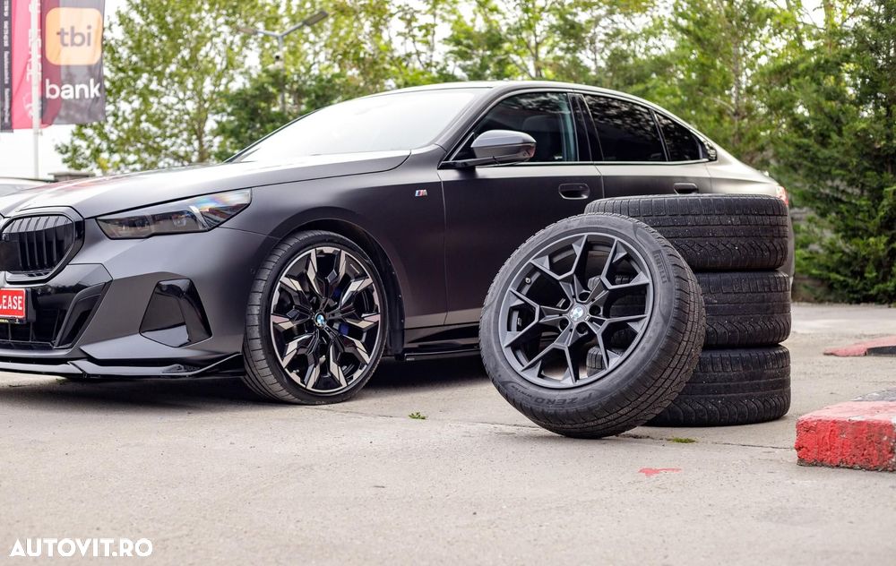 BMW Seria 5 520d xDrive AT MHEV - 11