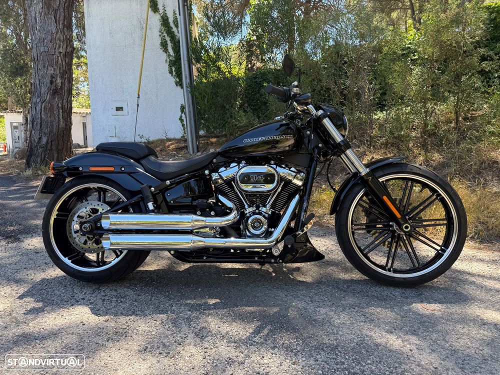 Harley-Davidson Breakout 114 - 2