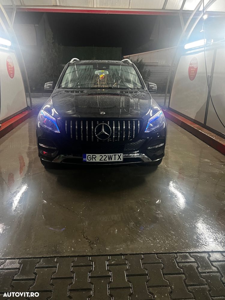 Mercedes-Benz GLE - 13