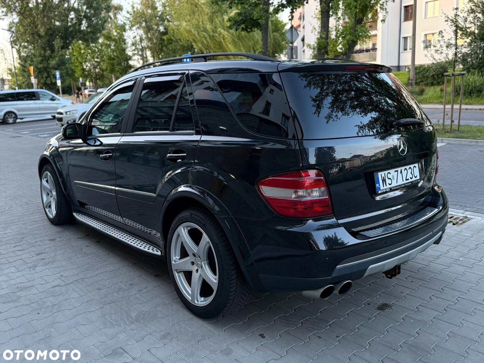 Mercedes-Benz ML 500 4-Matic - 10