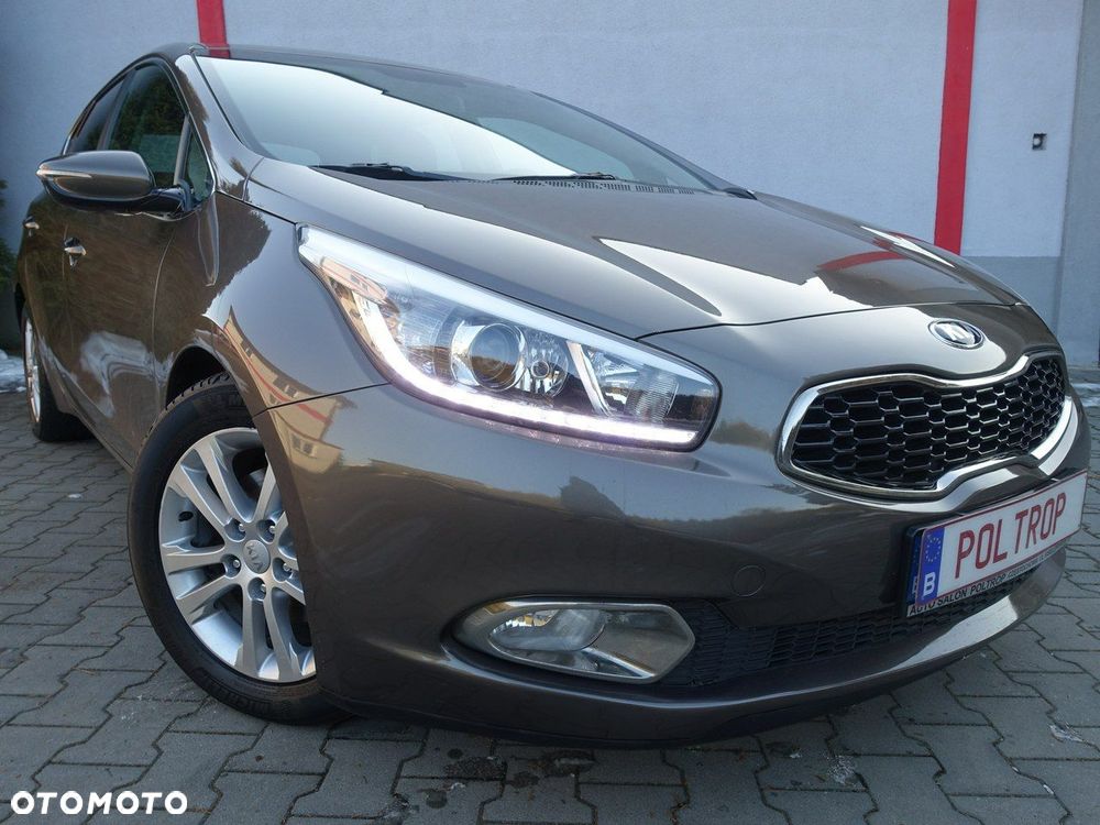Kia Ceed 1.6 CRDi M - 3