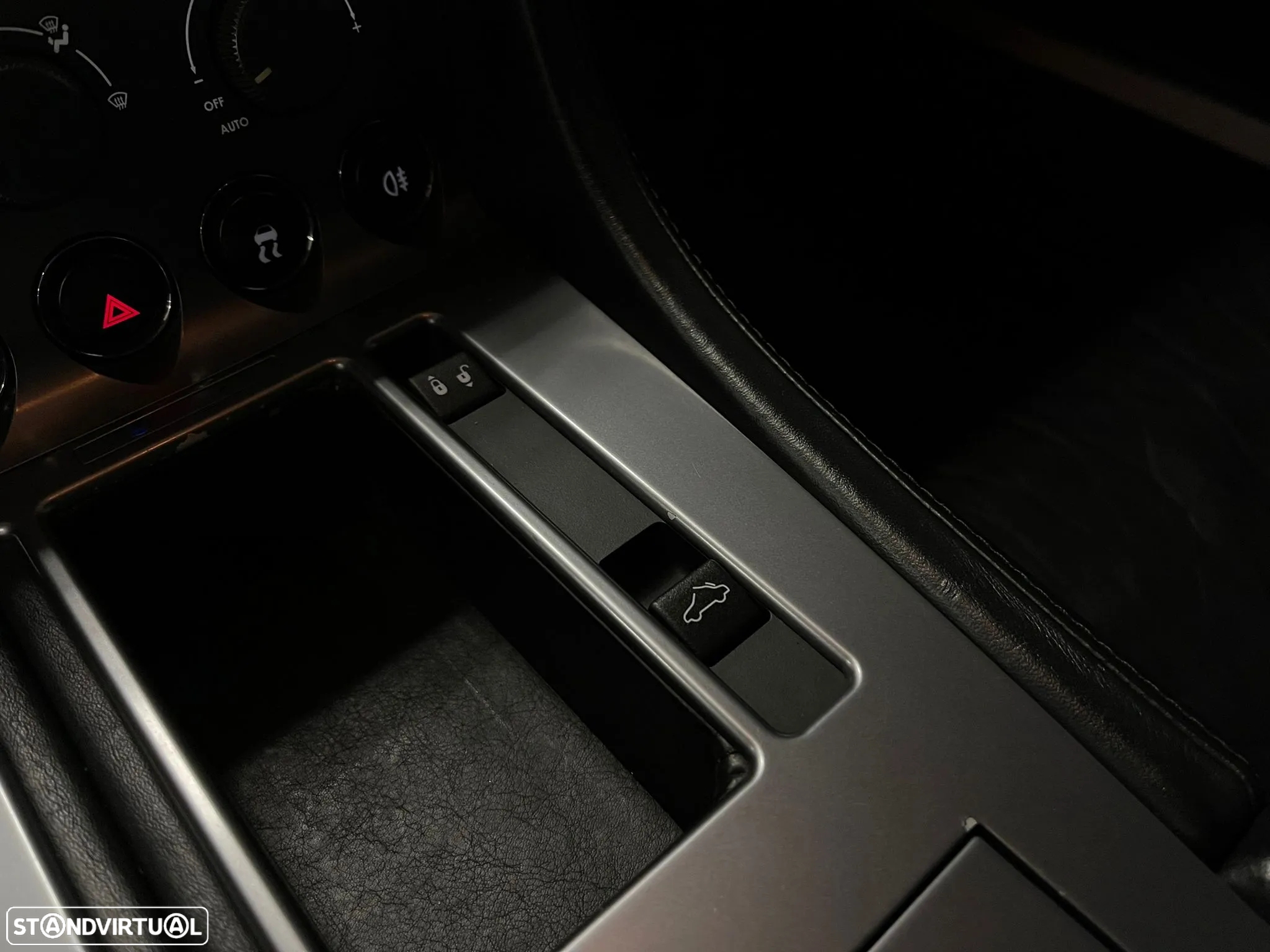 Aston Martin DB9 Volante Touchtronic - 23