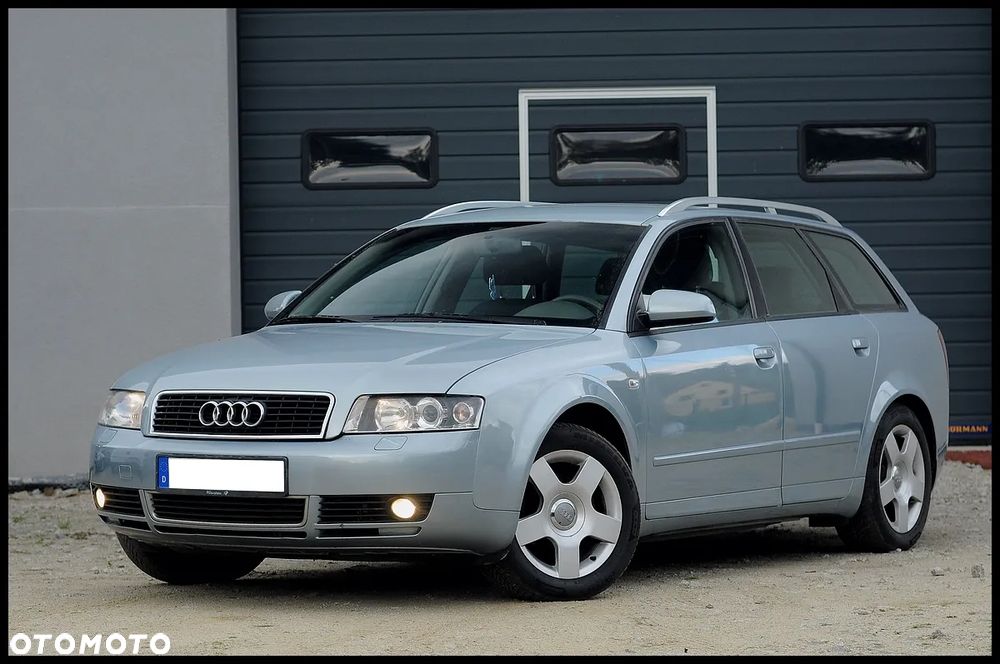 Audi A4 Avant - 11