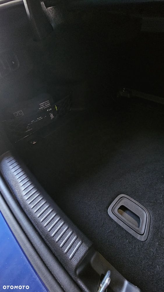 Mercedes-Benz Klasa C 180 mHEV Business Edition - 20