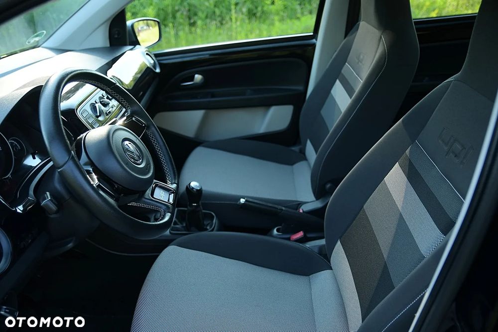 Volkswagen up! - 29
