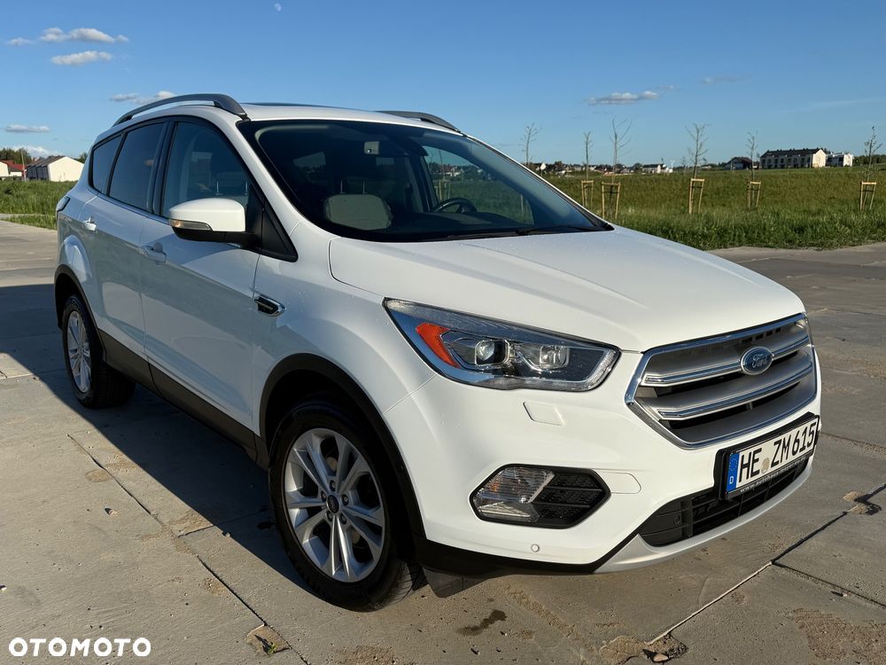 Ford Kuga 2.0 TDCi 2x4 Titanium - 3