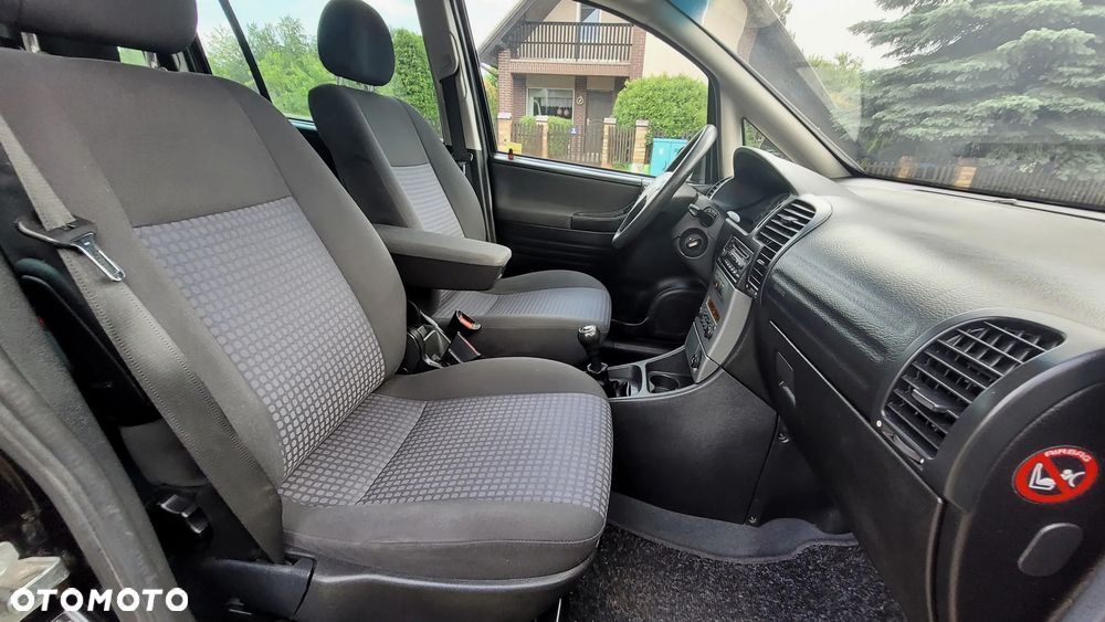 Opel Zafira 1.8 Elegance - 20