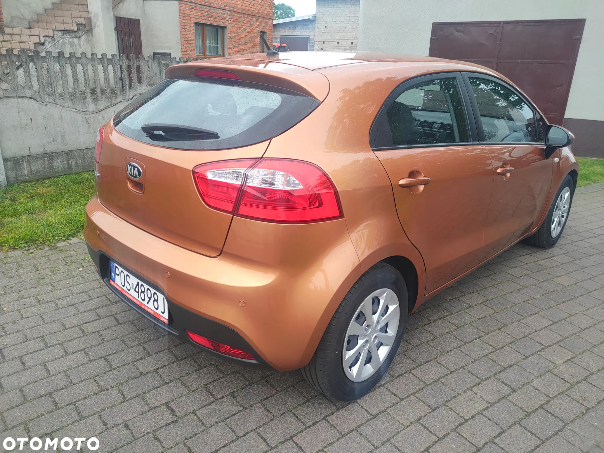 Kia Rio 1.2 Attract - 24