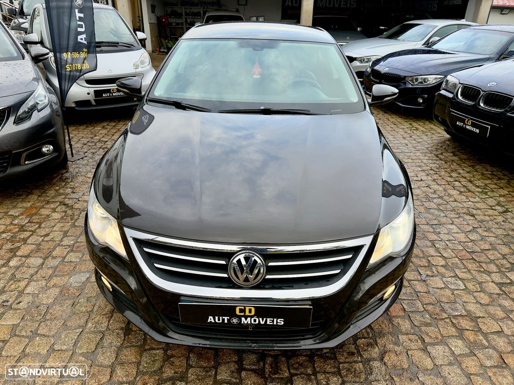 VW Passat CC 2.0 TDi Exclusive - 25