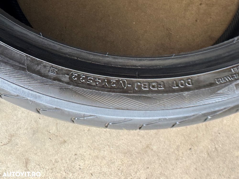 Vând 2 anvelope 315/30/22 Yokohama de vară foarte bune - 10