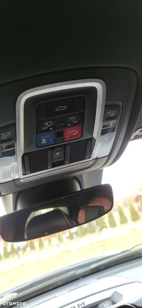 RAM 1500 Crew Cab Laramie - 21
