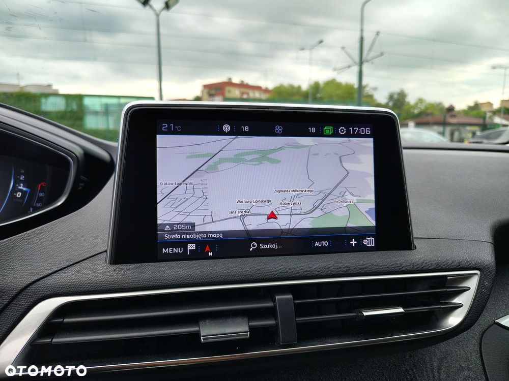 Peugeot 3008 1.5 BlueHDi Allure S&S - 21