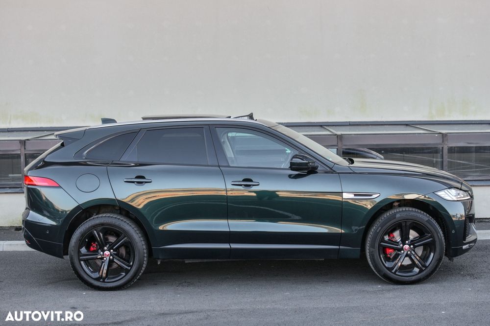 Jaguar F-Pace - 4