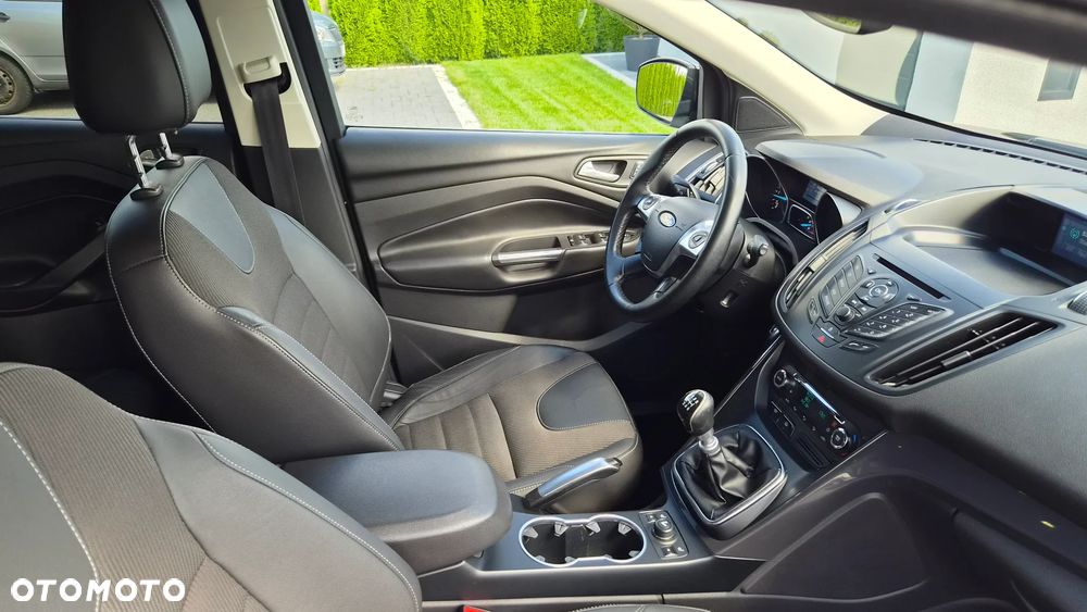 Ford Kuga 2.0 TDCi 4x4 Titanium - 10