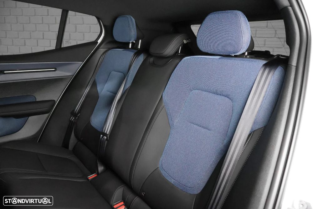 Volvo EX30 69 kWh Single Motor Extended Range Plus - 15