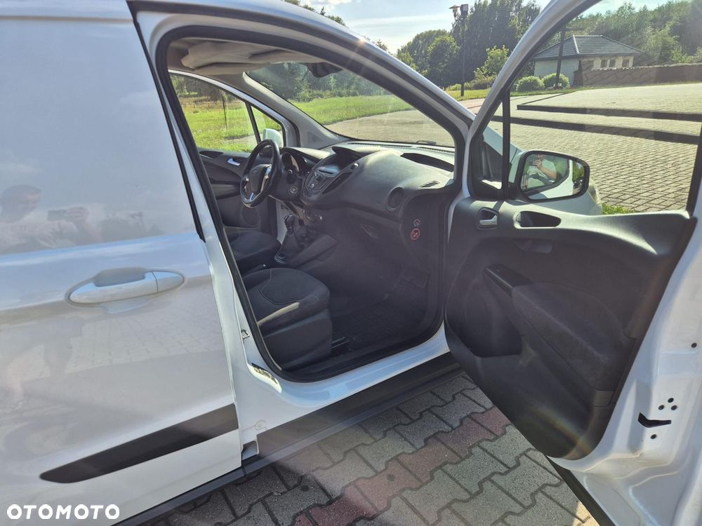 Ford Transit Courier - 6