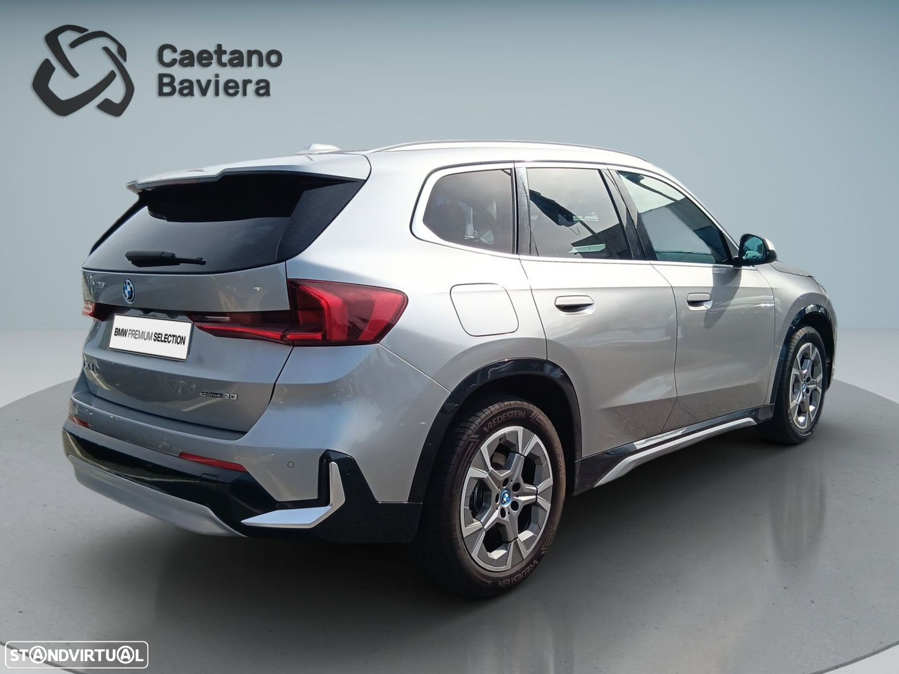 BMW ix1 eDrive20 - 8
