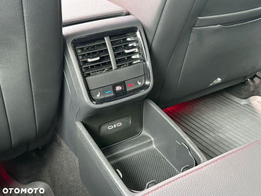 Skoda Octavia 2.0 TSI RS DSG - 17