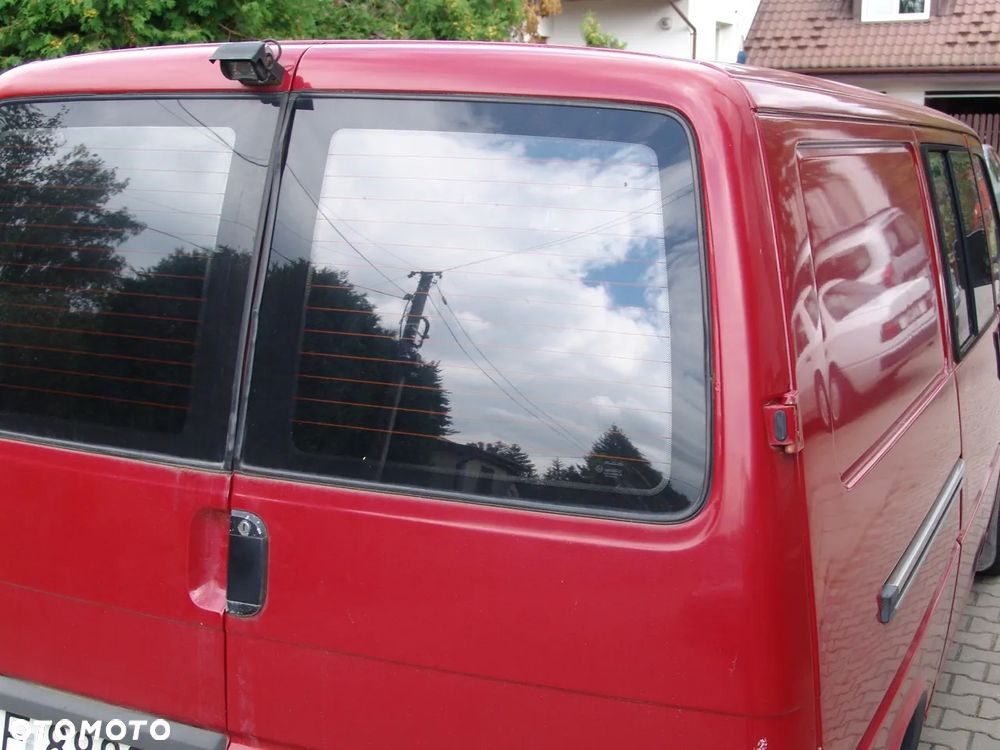 Volkswagen Transporter T4 TDI L - 6