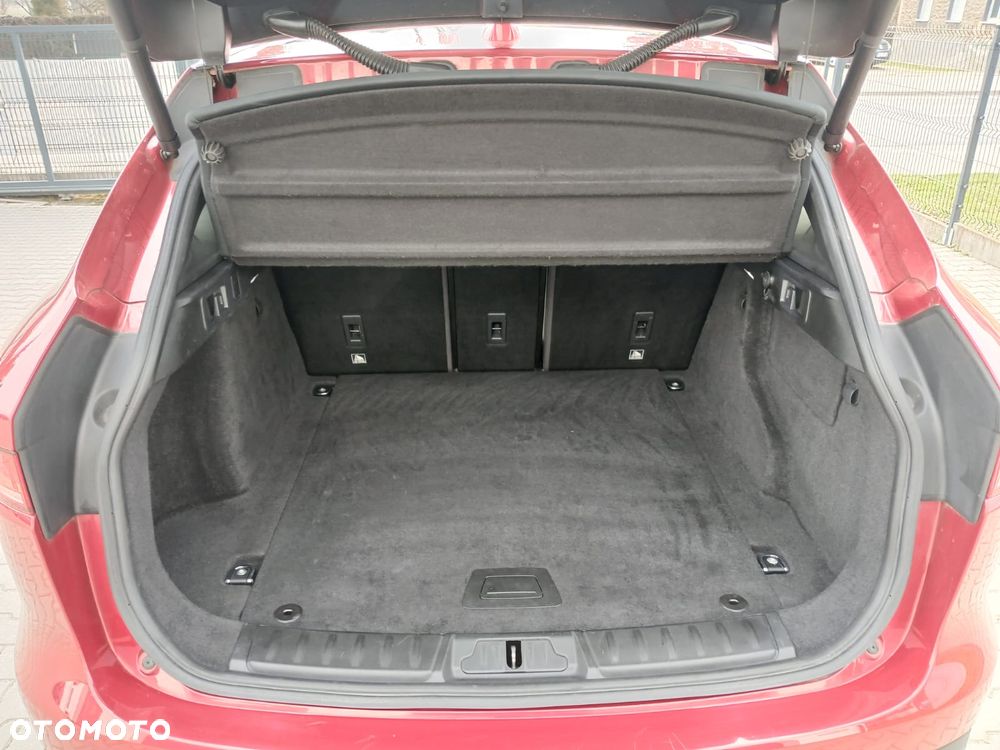 Jaguar F-Pace 20d AWD Prestige - 21