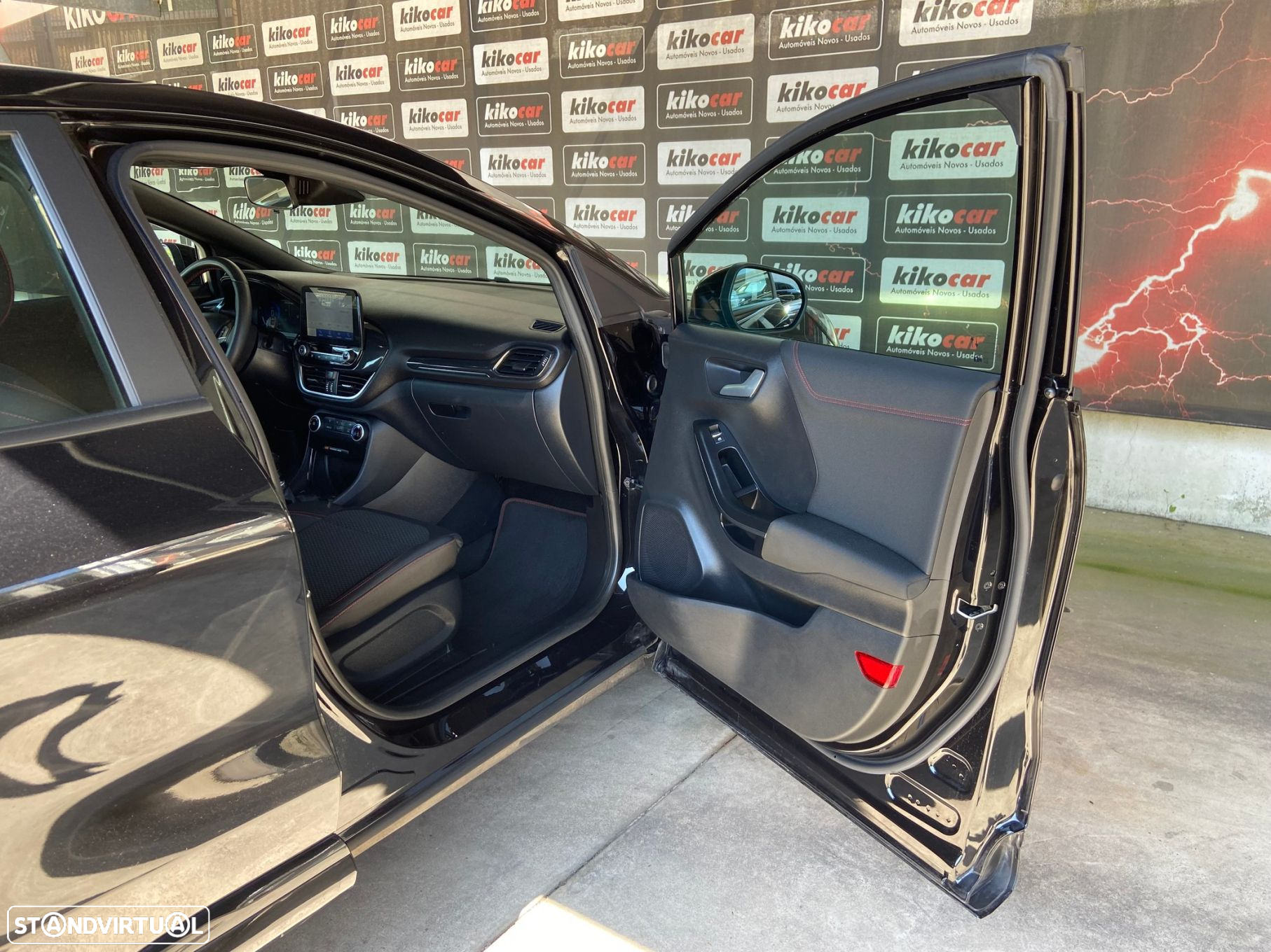 Ford Puma 1.0 EcoBoost Hybrid ST-LINE - 31