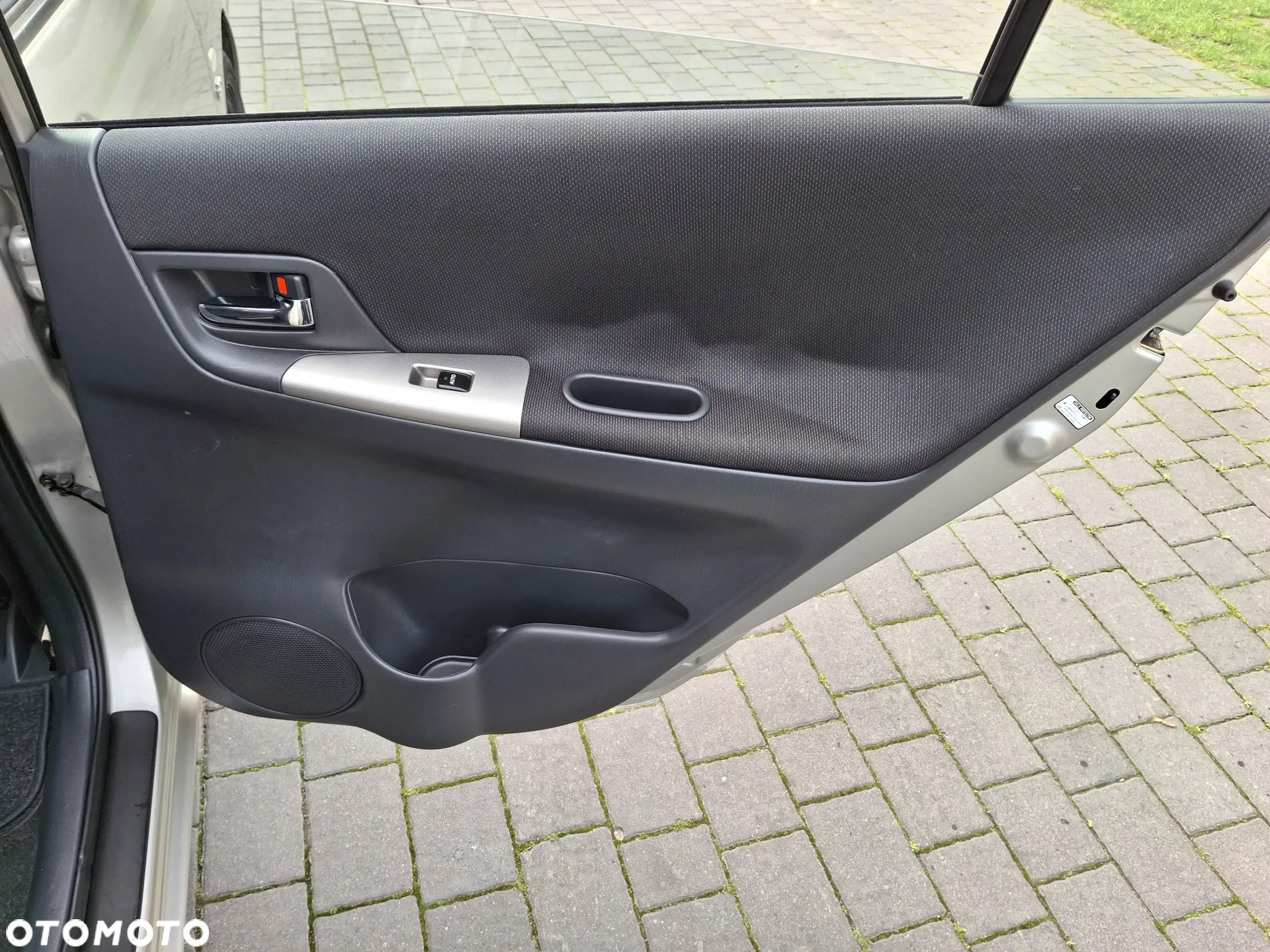 Toyota Corolla Verso 2.0 D-4D Sol - 31