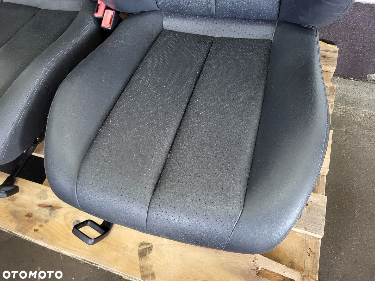 MERCEDES SLK R170 LIFT FOTEL FOTELE CZARNA SKÓRA UK - 8