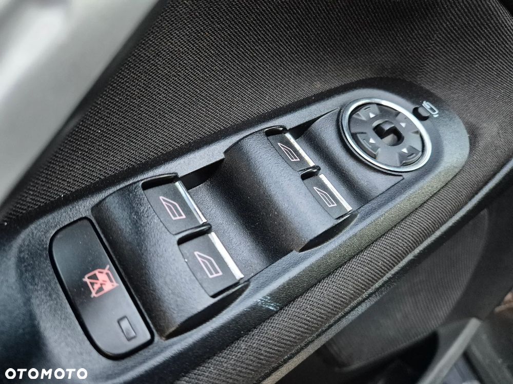 Ford S-Max 2.0 TDCi Ambiente - 10