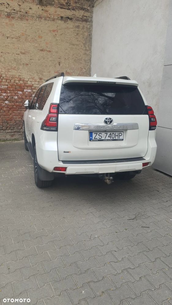 Toyota Land Cruiser LC 2.8 D-4D Invincible - 9