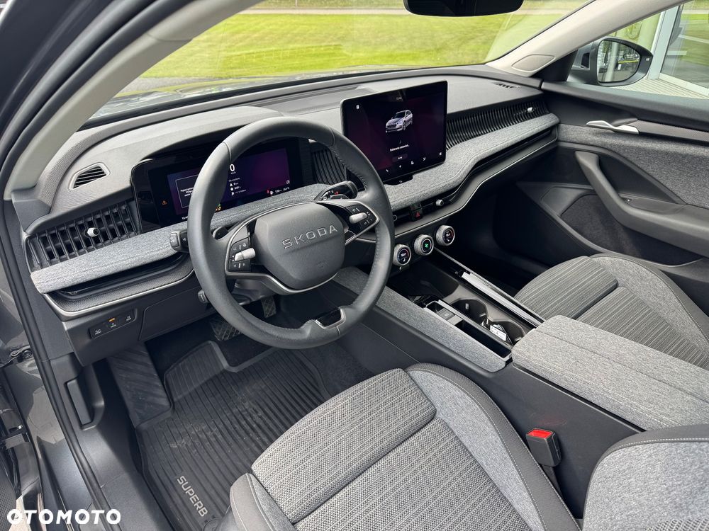 Skoda Superb 1.5 TSI mHEV Edition 130 DSG - 14